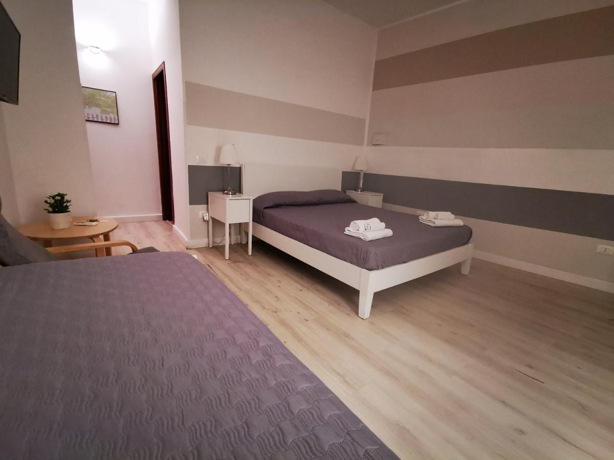 Alojamento de Acomodação e Pequeno-almoço Palermo Inn Apartment *