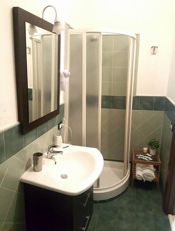 Alojamento de Acomodação e Pequeno-almoço Palermo Inn Apartment *